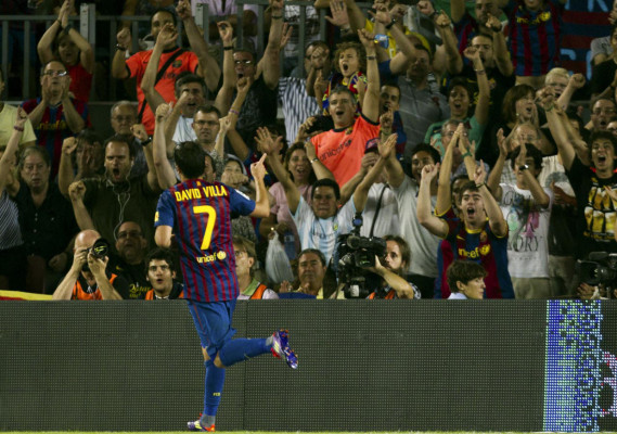 Barça despeja dudas humillando a Osasuna