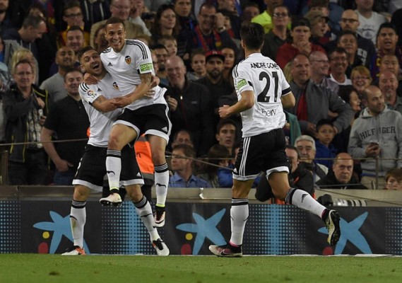 Las mejores imágenes de la derrota del Barcelona ante Valencia