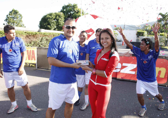 Fotos de fútbol calle organizado por DIEZ.