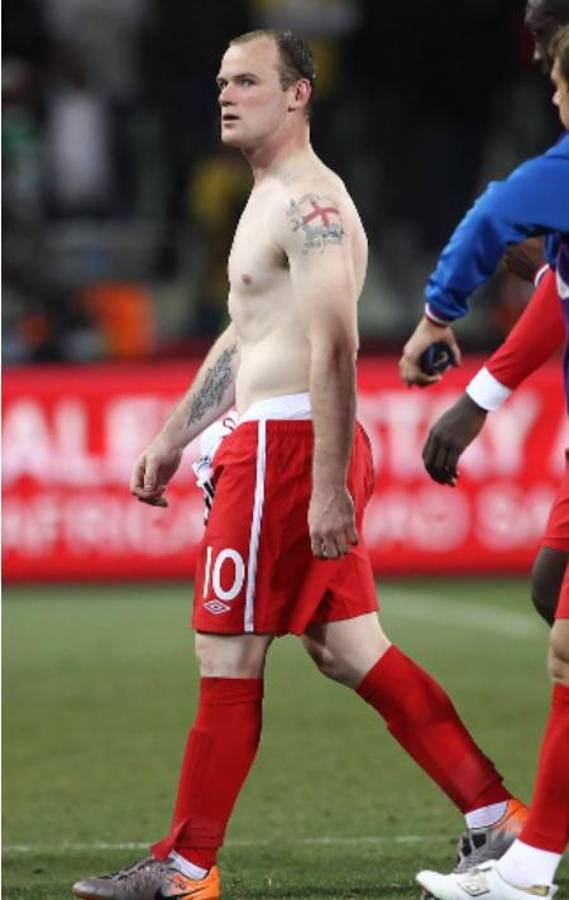 ¿Qué le pasó? Las impactantes imágenes de Wayne Rooney; es menor que Cristiano Ronaldo, pero su físico dice lo contrario