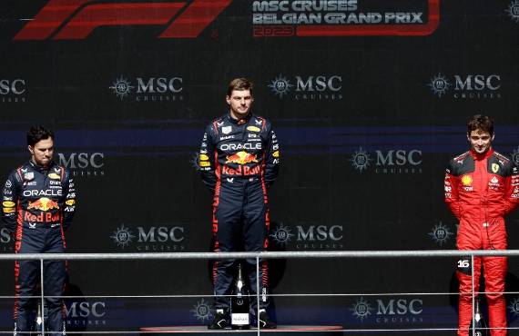 Max Verstappen sigue reinando y gana en Bélgica su octavo gran premio seguido; el mexicano Checo Pérez quedó segundo