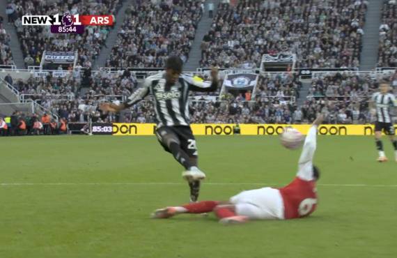 Arsenal da golpe al Liverpool, pero con polémica: así quedó la tabla de posiciones de la Premier League tras el triunfo al 90+6