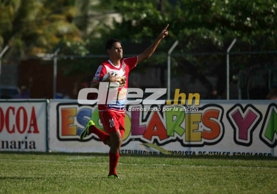 Real Sociedad vence 3-1 a D.Savio y pasa a la final.