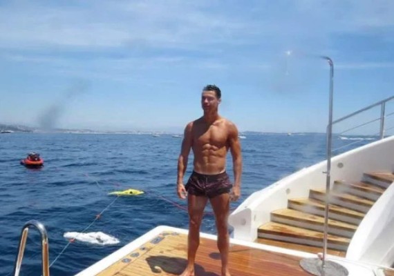 FOTOS: Las infartantes vacaciones de Cristiano Ronaldo y Georgina Rodríguez en Francia