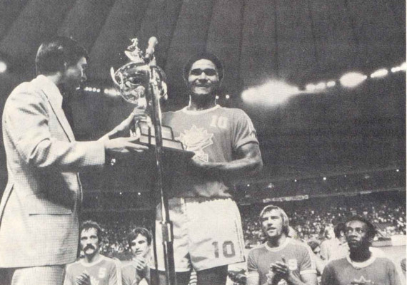 Fallece Eusebio, uno de los mejores futbolistas de la historia