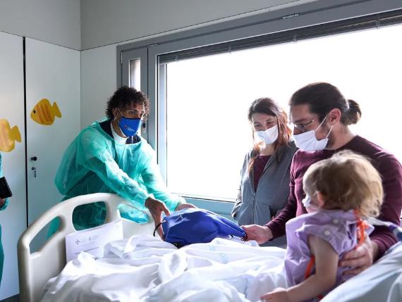 Terminaron de entrenar y se fueron a un hospital: el hermoso gesto del Barcelona para cerrar el 2024