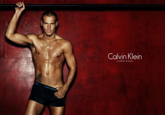 'Desnudos y con poca ropa': Los deportistas que no se han intimidado ante la cámara