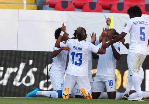 La impactante foto de Luis Palma que conmueve en el Preolímpico, la tristeza de EEUU y la locura en Honduras