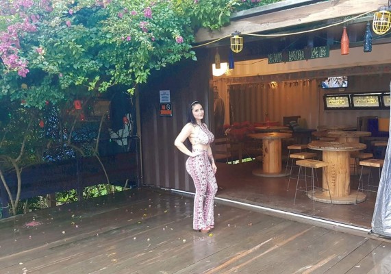 Las últimas fotos de Ariana Herchi que incendian las redes