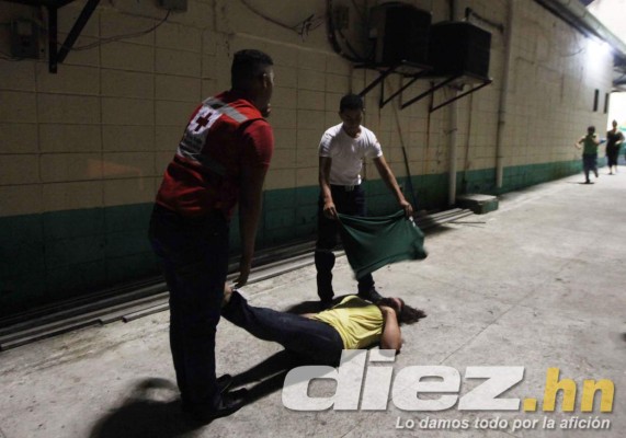 Zafarrancho entre barra del Real España y policía en el Morazán