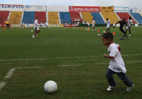 Victoria desata gran ambiente en La Ceiba previo a la final contra Olimpia.