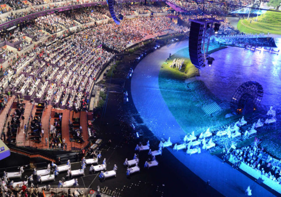 Gran ambiente inauguración de los Juegos Londres 2012.