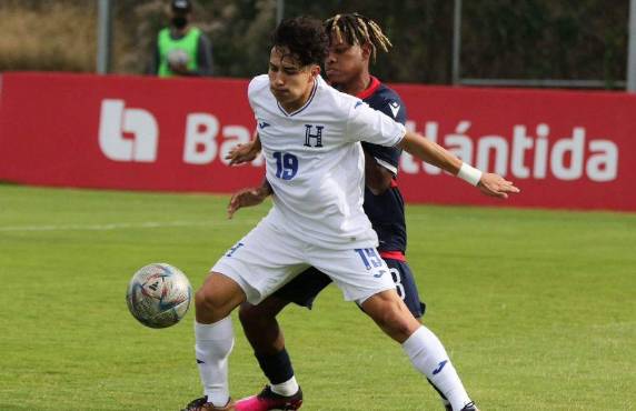 Jefryn Macías disputó el Mundial Sub 20 de Argentina con la Selección de Honduras.