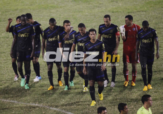 Platense y Olimpia empataron en el partido de ida de las semifinales