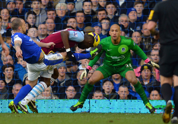 Estados Unidos convocó artillería pesada.