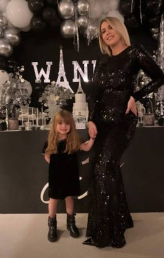 FOTOS: Keylor Navas y Andrea Salas, invitados de lujo en el cumpleaños 33 de Wanda Nara