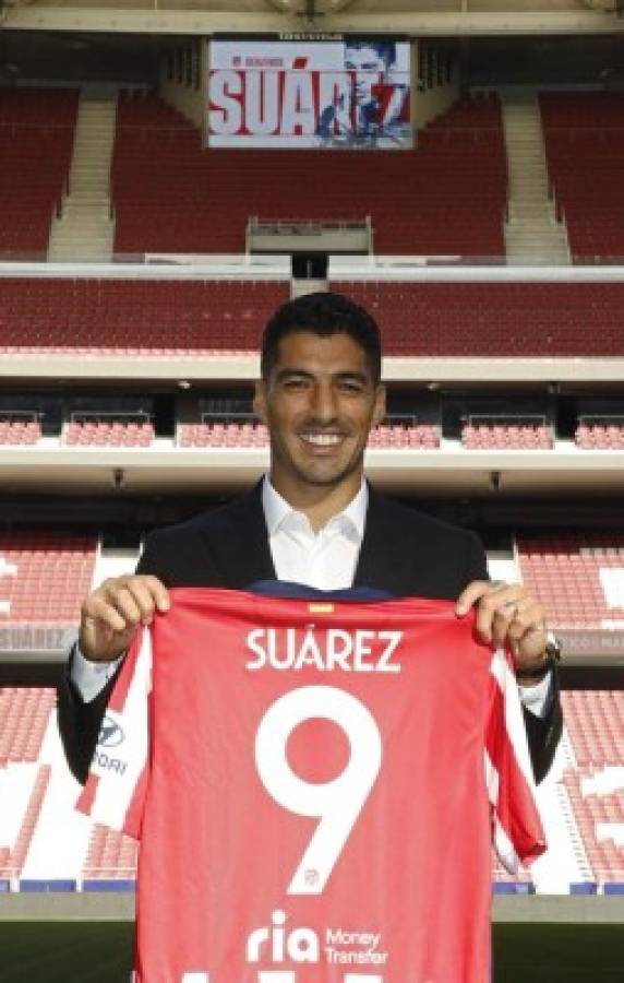 Así fue el primer día de Luis Suárez en el Atlético de Madrid: Felicidad total, su dorsal oficial y su presentación