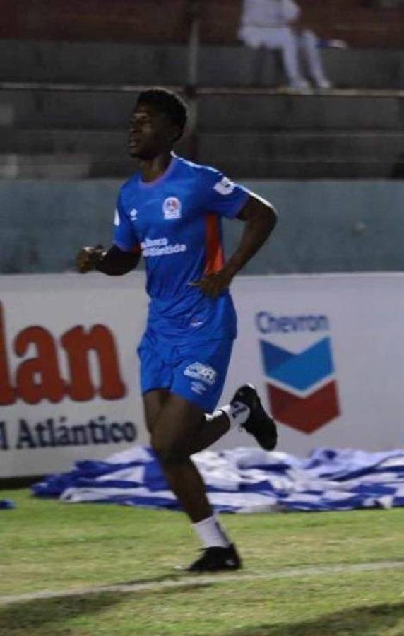 Olimpia transfirió a delantero: Los últimos fichajes registrados en la Liga Nacional de Honduras para el Clausura 2025