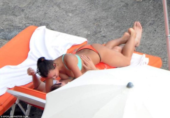 Irina Shayk y Bradley Cooper elevan la temperatura en Italia