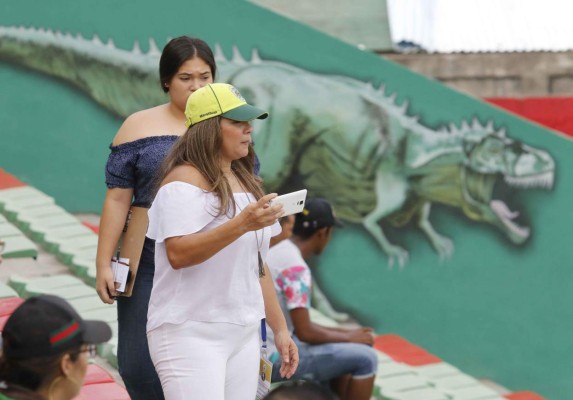 El Yankel Rosenthal, el templo de las mujeres más bellas de la Liga Nacional