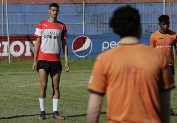 RUMORES Y FICHAJES: Roby Norales al extranjero y Jorge Claros se quedaría en Costa Rica