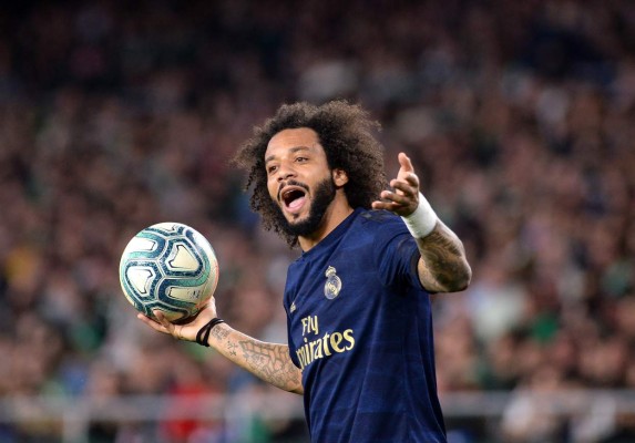 Festejo a lo Messi y exBarcelona goleó al Real Madrid en el batacazo del Betis en el Villamarín&nbsp;&nbsp;