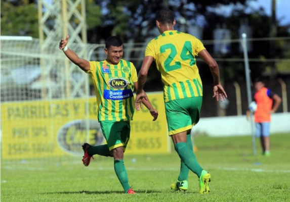 Los futbolistas más chaparros que han tenido éxito