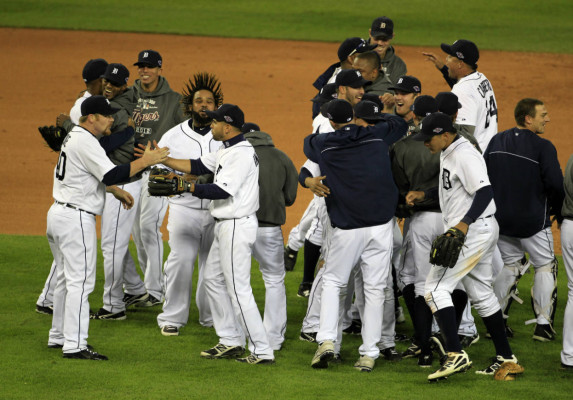 Tigres barren a los Yanquis en Serie de Campeonato.