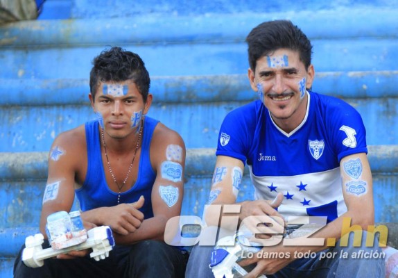 El ambiente en el estadio Olímpico con Honduras-Venezuela