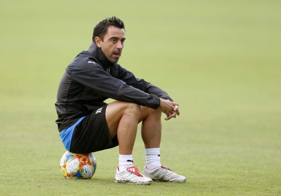 La nueva faceta de Xavi Hernández, el 'motorcito' de Terrassa que espera triunfar como entrenador&nbsp;&nbsp;