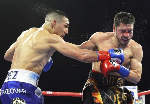 EN FOTOS: Así noqueó Teófimo López a Diego Magdaleno