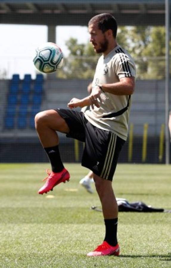 Visita inesperada, chilenas de Ramos y Marcelo: Así fue el entrenamiento del Real Madrid   