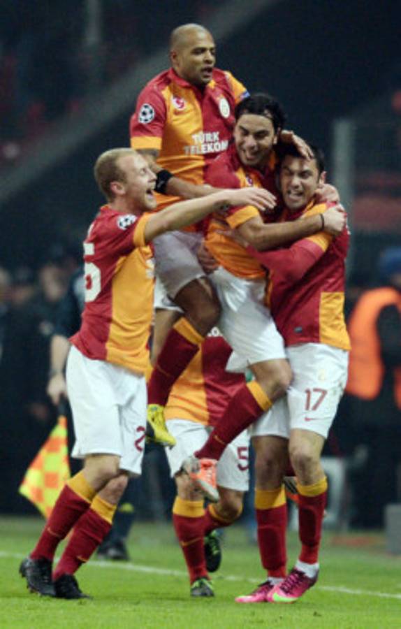 Galatasaray 1-1 FC Schalke en la Champions League