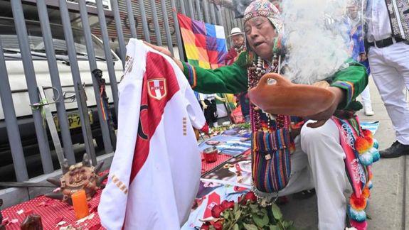 Muñecos, alfileres y hasta espadas de acero: la brujería que hacen en Perú para frenar esta noche a Messi