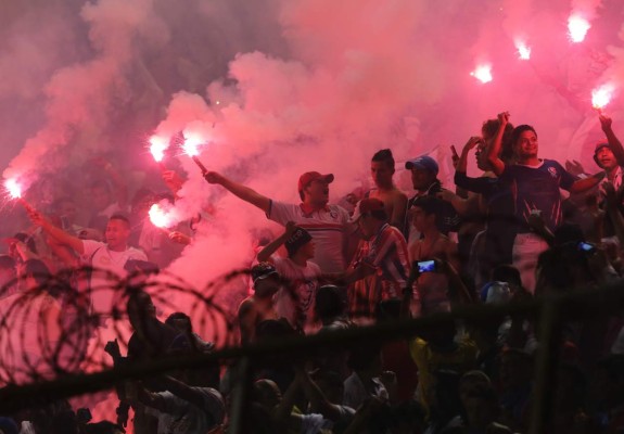 Video: Esto es lo que no viste en la TV en el clásico entre Motagua vs Olimpia