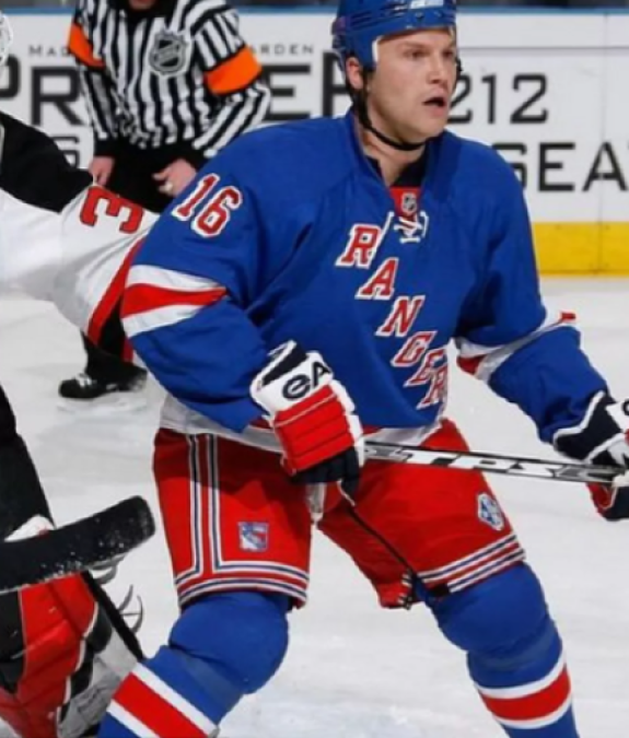 ¡Accidente mortal! Muere jugador tras sufrir escalofriante lesión en partido; así se dio el trágico golpe