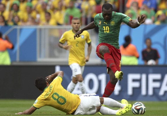 Brasil goleó a Camerún para avanzar al ritmo de Neymar