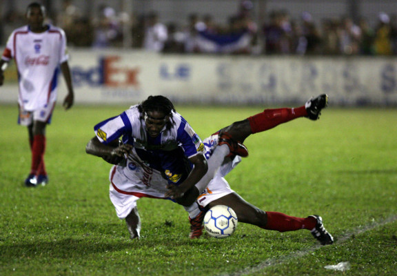 La última final entre Olimpia y Victoria que terminó con polémica.
