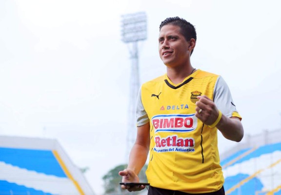 RUMORES Y FICHAJES: Primo del Kun Agüero al Real Sociedad y vuelve el 'Rulo' Varela&nbsp;&nbsp;