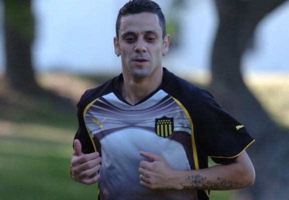 Grandes jugadores que el fútbol hondureño podría reclutar