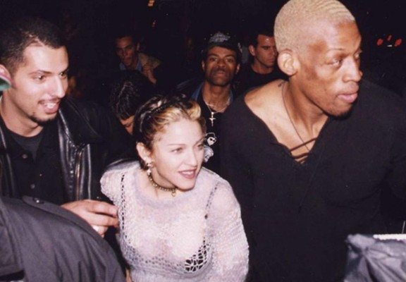 El día que Dennis Rodman voló de Las Vegas a New York solo para embarazar a Madonna