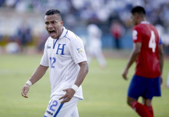 ¡Triste! Las imágenes de la corta carrera de Árnold Peralta en el fútbol