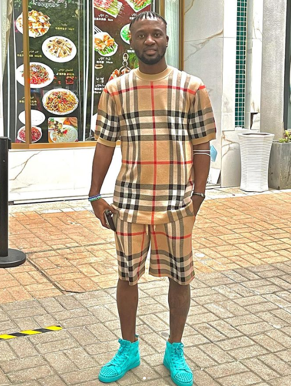 No es broma: futbolista se pierde su propia boda por cumplir órdenes del club... ¡y envía a su hermano en su lugar!