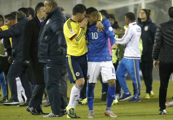 LOS MOMENTOS MÁS POLÉMICOS Y RECORDADOS DE LA COPA AMÉRICA 2015