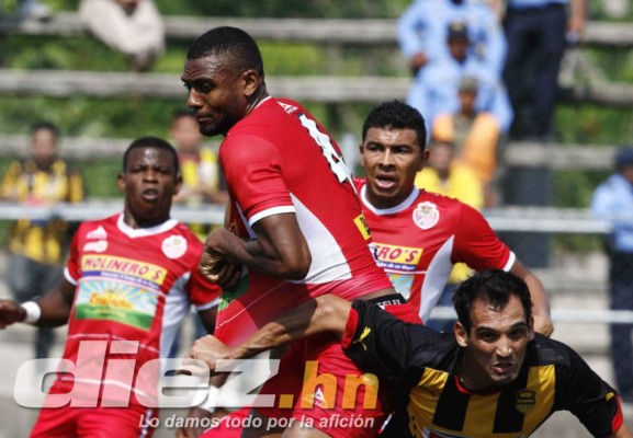 Fiesta en Tocoa: Real Sociedad celebra y va a su cuarta final