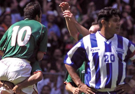 Las imágenes memorables de Honduras en el estadio Azteca