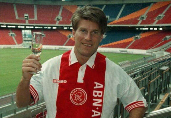 Vistieron la camisa del Ajax y Real Madrid y quizás no los recuerdes