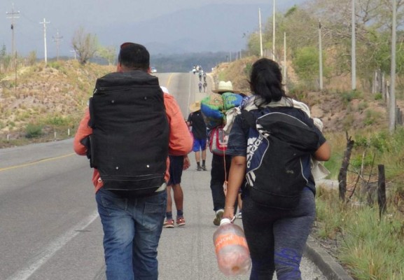 EN FOTOS: Así es la caravana de inmigrantes centroamericanos que va rumbo a Estados Unidos