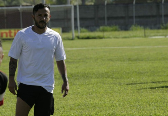 Diego Reyes con ofertas de la MLS y Carlos Pavón Jr seguiría a su papá