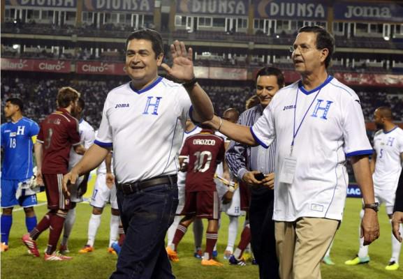 Juicio de JOH: La foto en el Mundial de Sudáfrica 2010 que compromete al expresidente de Honduras